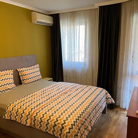Thermae Heritage With Garage Apartment Warna